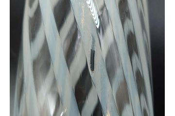 当時物　大正〜昭和初期　ガラス　乳白色捻り線　水差し　洗練されたデザインが魅力のピッチャー(硝子瓶、白線、ビーカー、和ガラス)(R-082787)