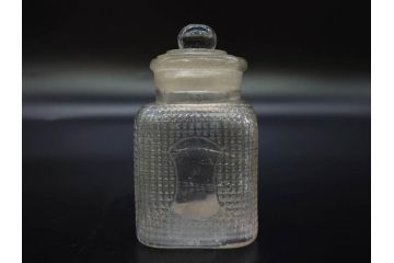 当時物　大正〜昭和初期　プレスガラス　切子　エレガントな雰囲気を醸し出す蓋付きガラス瓶4点セット(ビン、硝子、和ガラス、小物入れ、ジャム入れ、キャニスター、ディスプレイ)(R-082788)