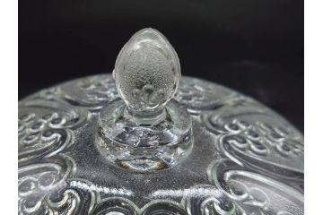 当時物　大正〜昭和初期　プレスガラス　気品あるお部屋を演出する蓋付きガラス瓶4点セット(ビン、硝子、和ガラス、小物入れ、キャンディーポット、キャニスター、ディスプレイ)(R-082789)