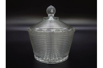 当時物　大正〜昭和初期　プレスガラス　気品あるお部屋を演出する蓋付きガラス瓶4点セット(ビン、硝子、和ガラス、小物入れ、キャンディーポット、キャニスター、ディスプレイ)(R-082789)