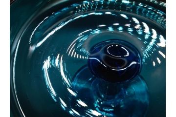 当時物　大正〜昭和初期　吹きガラス　海のような澄んだ青色に惹かれるコンポート(フルーツボウル、果物入れ、デザートディッシュ、タッツア、硝子、和ガラス)(R-082790)