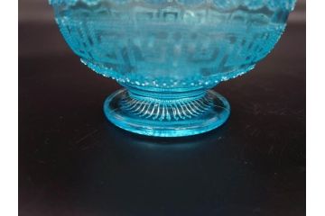 当時物　大正〜昭和初期　プレスガラス　水色　優美な装飾が目を引くキャンディポット2点セット(蓋物、小物入れ、ボンボン入れ、硝子、和ガラス)(R-082792)