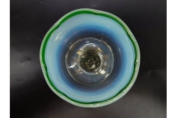 当時物　大正〜昭和初期　棗型(なつめ形)　緑縁　輪花　乳白ぼかし　柔らかく温かみを感じる氷コップ2客セット(吹きガラス、硝子、グラス、和ガラス)(R-082793)
