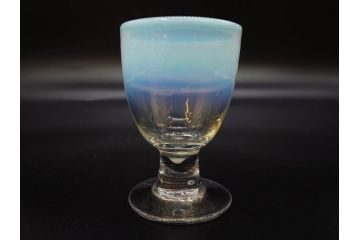 当時物　大正〜昭和初期　棗型(なつめ形)　緑縁　輪花　乳白ぼかし　柔らかく温かみを感じる氷コップ2客セット(吹きガラス、硝子、グラス、和ガラス)(R-082793)