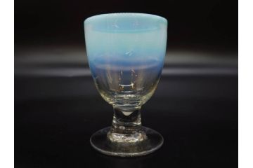 当時物　大正〜昭和初期　棗型(なつめ形)　緑縁　輪花　乳白ぼかし　柔らかく温かみを感じる氷コップ2客セット(吹きガラス、硝子、グラス、和ガラス)(R-082793)