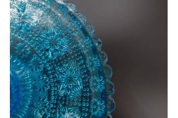 当時物　大正〜昭和初期　ウランガラス　フリル　プレスガラス　水色　お部屋を華やかに演出するコンポート2点セット(フルーツボウル、果物入れ、デザートディッシュ、タッツア、硝子、和ガラス)(R-082794)