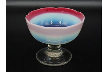 当時物　大正〜昭和初期　椀型　乳白ぼかし　乳白水玉　輪花　赤縁　柔らかい雰囲気を醸し出す氷コップ2点セット(吹きガラス、硝子、グラス、和ガラス)(R-082795)