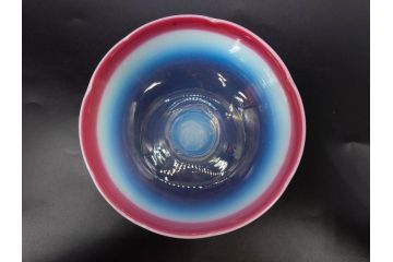 当時物　大正〜昭和初期　椀型　乳白ぼかし　乳白水玉　輪花　赤縁　柔らかい雰囲気を醸し出す氷コップ2点セット(吹きガラス、硝子、グラス、和ガラス)(R-082795)
