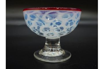 当時物　大正〜昭和初期　椀型　乳白ぼかし　乳白水玉　輪花　赤縁　柔らかい雰囲気を醸し出す氷コップ2点セット(吹きガラス、硝子、グラス、和ガラス)(R-082795)