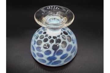 当時物　大正〜昭和初期　椀型　乳白ぼかし　乳白水玉　輪花　赤縁　柔らかい雰囲気を醸し出す氷コップ2点セット(吹きガラス、硝子、グラス、和ガラス)(R-082795)