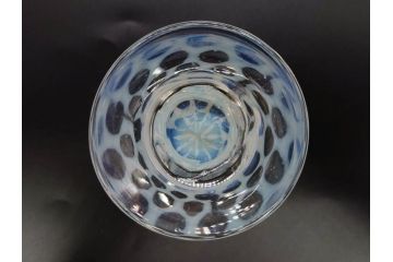 当時物　大正〜昭和初期　椀型　乳白ぼかし　乳白水玉　輪花　赤縁　柔らかい雰囲気を醸し出す氷コップ2点セット(吹きガラス、硝子、グラス、和ガラス)(R-082795)