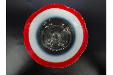 当時物　大正〜昭和初期　乳白ぼかし　赤縁　青縁　輪花　鮮やかな縁の色合いが印象的な氷コップ2点セット(グラス、水色、吹きガラス、硝子、和ガラス)(R-082796)