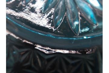 当時物　大正〜昭和初期　プレスガラス　鮮やかな色合いに細やかな装飾が映えるボウル4点セット(深皿、深鉢、ガラス鉢、硝子、和ガラス)(R-082798)