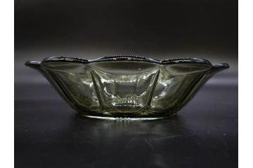 当時物　大正〜昭和初期　プレスガラス　鮮やかな色合いに細やかな装飾が映えるボウル4点セット(深皿、深鉢、ガラス鉢、硝子、和ガラス)(R-082798)