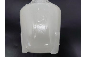 昭和レトロ　乳白　空間に温かみと安らぎを与えてくれるガラス瓶2点セット(ワインボトル、硝子、ビン、花瓶、花入、花生、花器)(R-082799)