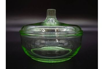 当時物　昭和初期　ウランガラス　プレスガラス　蓋物　お部屋を上品に演出するキャンディポット4点セット(ボンボニエール、硝子、菓子瓶、小物入れ)(R-082800)