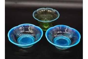 大正〜昭和初期　当時物　プレスガラス　青縁　輪花　アイスクリームコップ　涼しげな佇まいの氷コップ3点セット(水色、グラス、硝子、和ガラス)(R-082803)
