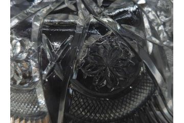 昭和初期　プレスガラス　優美なデザインが魅力のガラス皿5点セット(青、中皿、器、硝子、和ガラス)(R-082807)