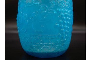 葡萄文様　ガラス　エンボス　鮮やかな色が目を引くアイスペール(ぶどう、ブドウ、あめや瓶、硝子、氷入れ、アイスバスケット、氷おけ、氷桶、アイストング付)(R-082810)