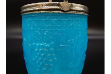 葡萄文様　ガラス　エンボス　鮮やかな色が目を引くアイスペール(ぶどう、ブドウ、あめや瓶、硝子、氷入れ、アイスバスケット、氷おけ、氷桶、アイストング付)(R-082810)