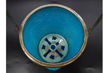 葡萄文様　ガラス　エンボス　鮮やかな色が目を引くアイスペール(ぶどう、ブドウ、あめや瓶、硝子、氷入れ、アイスバスケット、氷おけ、氷桶、アイストング付)(R-082810)