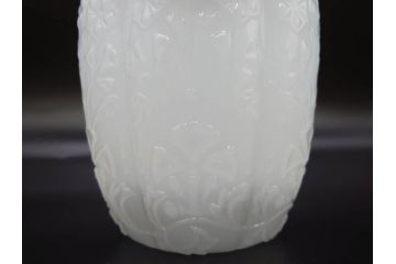 ガラス　乳白色　花文様　愛らしい印象のアイスペール(硝子、氷入れ、アイスバスケット、氷おけ、氷桶)(R-082811)