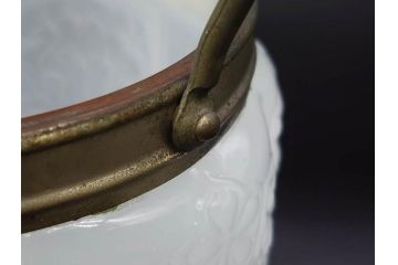ガラス　乳白色　花文様　愛らしい印象のアイスペール(硝子、氷入れ、アイスバスケット、氷おけ、氷桶)(R-082811)