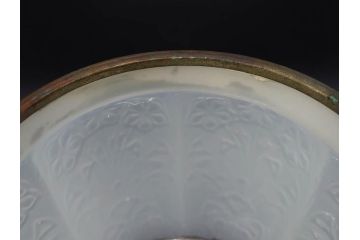 ガラス　乳白色　花文様　愛らしい印象のアイスペール(硝子、氷入れ、アイスバスケット、氷おけ、氷桶)(R-082811)