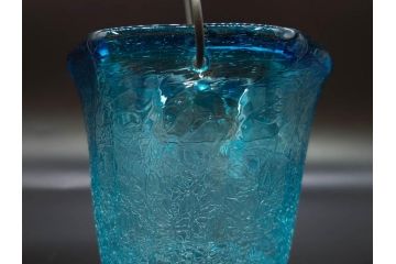 氷裂文　青色　ガラス　涼やかな佇まいのアイスペール(ひび焼き?、硝子、氷入れ、アイスバスケット、氷おけ、氷桶)(R-082813)