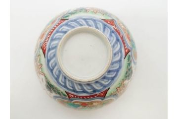 上手物　江戸期　古伊万里　色絵　約12cm　3.7寸　華やかな雰囲気溢れる蓋付き茶碗3客セット(松竹梅、金彩、風景、花、器、どんぶり、蓋茶碗、和食器、三寸七分)(R-082822)