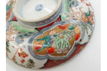 上手物　江戸期　古伊万里　色絵　約12cm　3.7寸　華やかな雰囲気溢れる蓋付き茶碗3客セット(松竹梅、金彩、風景、花、器、どんぶり、蓋茶碗、和食器、三寸七分)(R-082822)