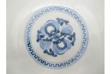 上手物　江戸期　古伊万里　色絵　約12cm　3.7寸　食卓を艶やかに彩る蓋付き茶碗5客セット(松竹梅、金彩、風景、花、器、どんぶり、蓋茶碗、和食器、三寸七分)(R-082823)