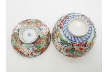上手物　江戸期　古伊万里　色絵　約12cm　3.7寸　食卓を艶やかに彩る蓋付き茶碗5客セット(松竹梅、金彩、風景、花、器、どんぶり、蓋茶碗、和食器、三寸七分)(R-082823)