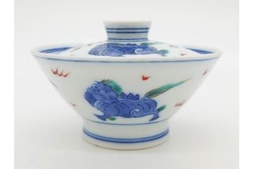 有田焼　伊万里　染錦　獅子　宝珠　約9cm　2.9寸　匠の美技を感じる蓋付き茶碗5客セット(珍味入れ、器、どんぶり、和食器、二寸九分)(R-082824)