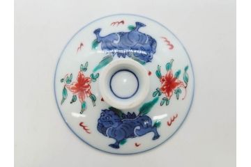 有田焼　伊万里　染錦　獅子　宝珠　約9cm　2.9寸　匠の美技を感じる蓋付き茶碗5客セット(珍味入れ、器、どんぶり、和食器、二寸九分)(R-082824)