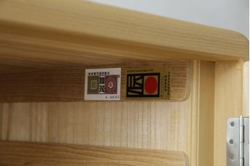 中古　美品　光彦刻　淡い色合いの品のある金具が魅力的な加茂総桐箪笥(総桐たんす、四方丸、大丸、衣装箪笥、収納箪笥、和タンス、引き出し、上下バラ売り可能)(定価約200万円)(R-082830)