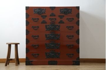 中古　超美品　仙台民芸箪笥(仙台箪笥)　欅産業　漆塗りの朱色に黒々とした金具が映える衣装箪笥(整理箪笥、和タンス、収納箪笥、民芸箪笥、引き出し、チェスト)(定価約110万円)(R-082835)