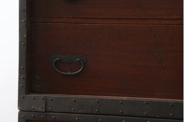 和製アンティーク　希少!!　歳月を重ねた風格と美しさが魅力の二段重ねの船箪笥(半櫃(ハンガイ)、衣装タンス、引き出し、ローチェスト、ローボード、収納箪笥)(R-082837)