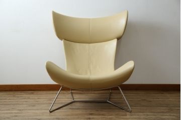 中古　美品　BoConcept(ボーコンセプト)　SQUILLA(スキラ)　合皮　インテリアのアクセントになるラウンジチェア(1Pソファ、一人掛け、1人掛け、椅子、イス、北欧)(R-082840)