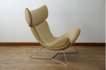 中古　美品　BoConcept(ボーコンセプト)　SQUILLA(スキラ)　合皮　インテリアのアクセントになるラウンジチェア(1Pソファ、一人掛け、1人掛け、椅子、イス、北欧)(R-082840)