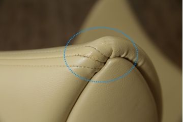 中古　美品　BoConcept(ボーコンセプト)　SQUILLA(スキラ)　合皮　インテリアのアクセントになるラウンジチェア(1Pソファ、一人掛け、1人掛け、椅子、イス、北欧)(R-082840)