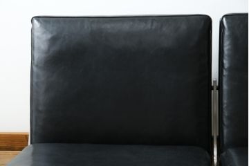 デンマークビンテージ　希少モデル!!　モビリア(mobilia)取り扱い　BO-EX社製　BO-562　デンマーク出身デザイナーヨルゲン・カストホルムデザインのモダンなデザインがかっこいい2人掛けソファ(2人掛け、二人掛けソファ、ヴィンテージ、応接セット、北欧)(R-082841)
