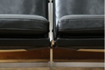 デンマークビンテージ　希少モデル!!　モビリア(mobilia)取り扱い　BO-EX社製　BO-562　デンマーク出身デザイナーヨルゲン・カストホルムデザインのモダンなデザインがかっこいい2人掛けソファ(2人掛け、二人掛けソファ、ヴィンテージ、応接セット、北欧)(R-082841)