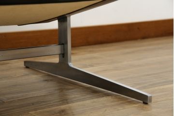 デンマークビンテージ　希少モデル!!　モビリア(mobilia)取り扱い　BO-EX社製　BO-562　デンマーク出身デザイナーヨルゲン・カストホルムデザインのモダンなデザインがかっこいい2人掛けソファ(2人掛け、二人掛けソファ、ヴィンテージ、応接セット、北欧)(R-082841)