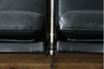 デンマークビンテージ　希少モデル!!　モビリア(mobilia)取り扱い　BO-EX社製　BO-562　デンマーク出身デザイナーヨルゲン・カストホルムデザインのモダンなデザインがかっこいい2人掛けソファ(2人掛け、二人掛けソファ、ヴィンテージ、応接セット、北欧)(R-082841)