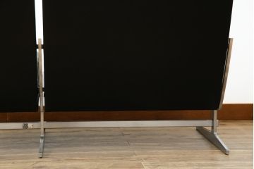 デンマークビンテージ　希少モデル!!　モビリア(mobilia)取り扱い　BO-EX社製　BO-562　デンマーク出身デザイナーヨルゲン・カストホルムデザインのモダンなデザインがかっこいい2人掛けソファ(2人掛け、二人掛けソファ、ヴィンテージ、応接セット、北欧)(R-082841)