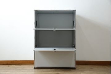 中古　美品!!　スイス　USMハラー(USM Haller)　美しくシンプルなデザインが目を引くキャビネット(サイドチェスト、引き出し、店舗什器)(R-082842)