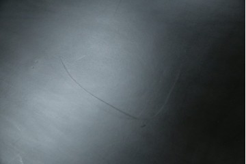 中古　美品!!　国産職人手作り品　黒タン材　「蟻(あり)組」仕立て　美しい花梨象嵌と寄木細工が目を惹くバンタチ風収納箪笥　定価約90万円相当　(R-082843)