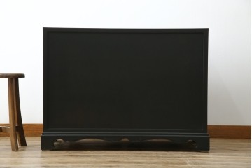 中古　美品!!　国産職人手作り品　黒タン材　「蟻(あり)組」仕立て　美しい花梨象嵌と寄木細工が目を惹くバンタチ風収納箪笥　定価約90万円相当　(R-082843)