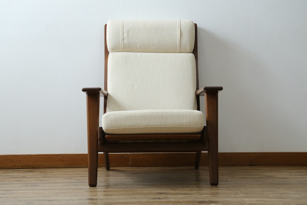 デンマークビンテージ　GETAMA(ゲタマ)　Hans J Wegner(ハンス・J・ウェグナー)　GE290A　オーク材　くつろぎの空間を演出するイージーチェア　(R-082844)